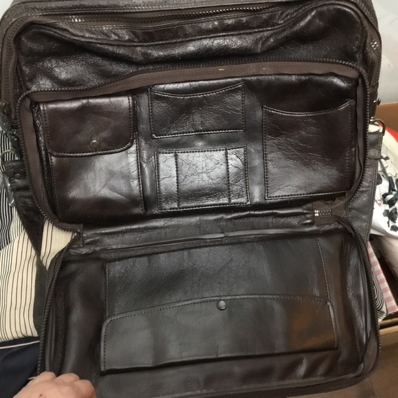 Genuine Leather Zippered Shoulder Messenger Bag - Picture 12 of 16